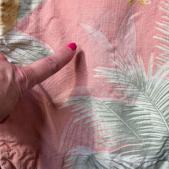 Tommy Bahama Silk Hawaiian Shirts Lot of 2 - Picture 9 of 14